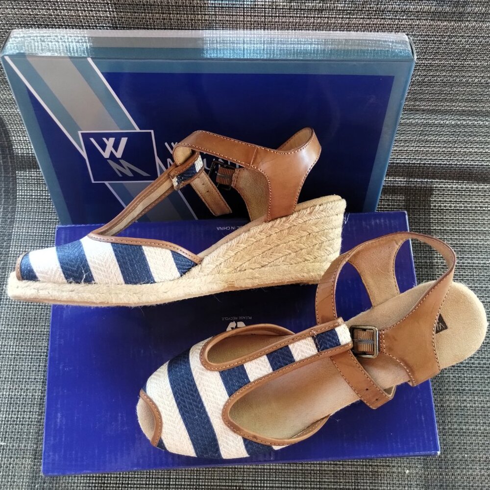 White Mountain Navy Striped Wedges Size 8